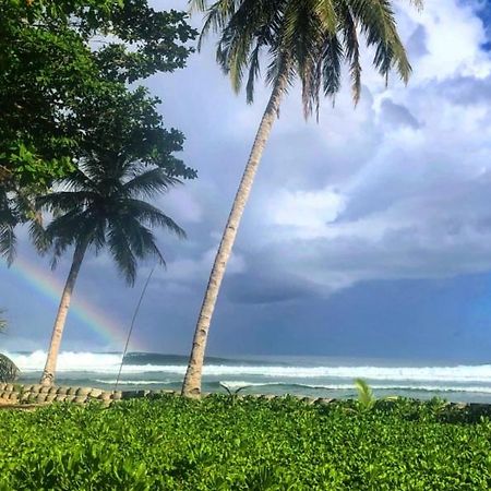 Southern Mentawai Outpost Hotel Sibigau Island Luaran gambar